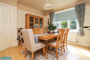 Dining Room- click for photo gallery